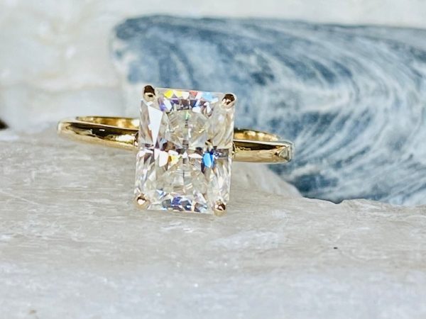 Radiant Cut Moissanite Engagement Ring